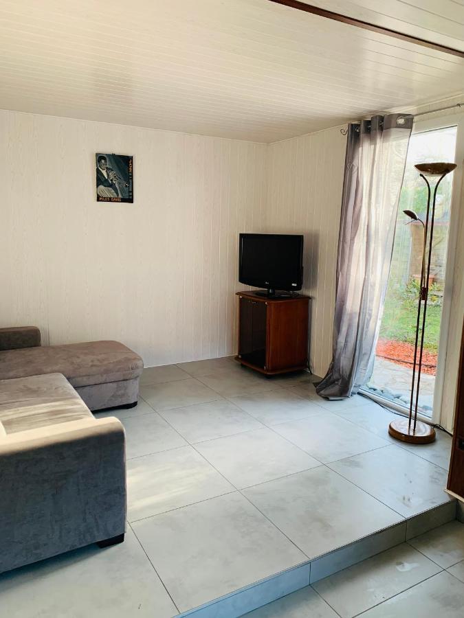 Magnifique Bas De Villa Deux Chambres Situe Pres Des Plages Et Du Golf Saint-Briac-sur-Mer Exteriör bild